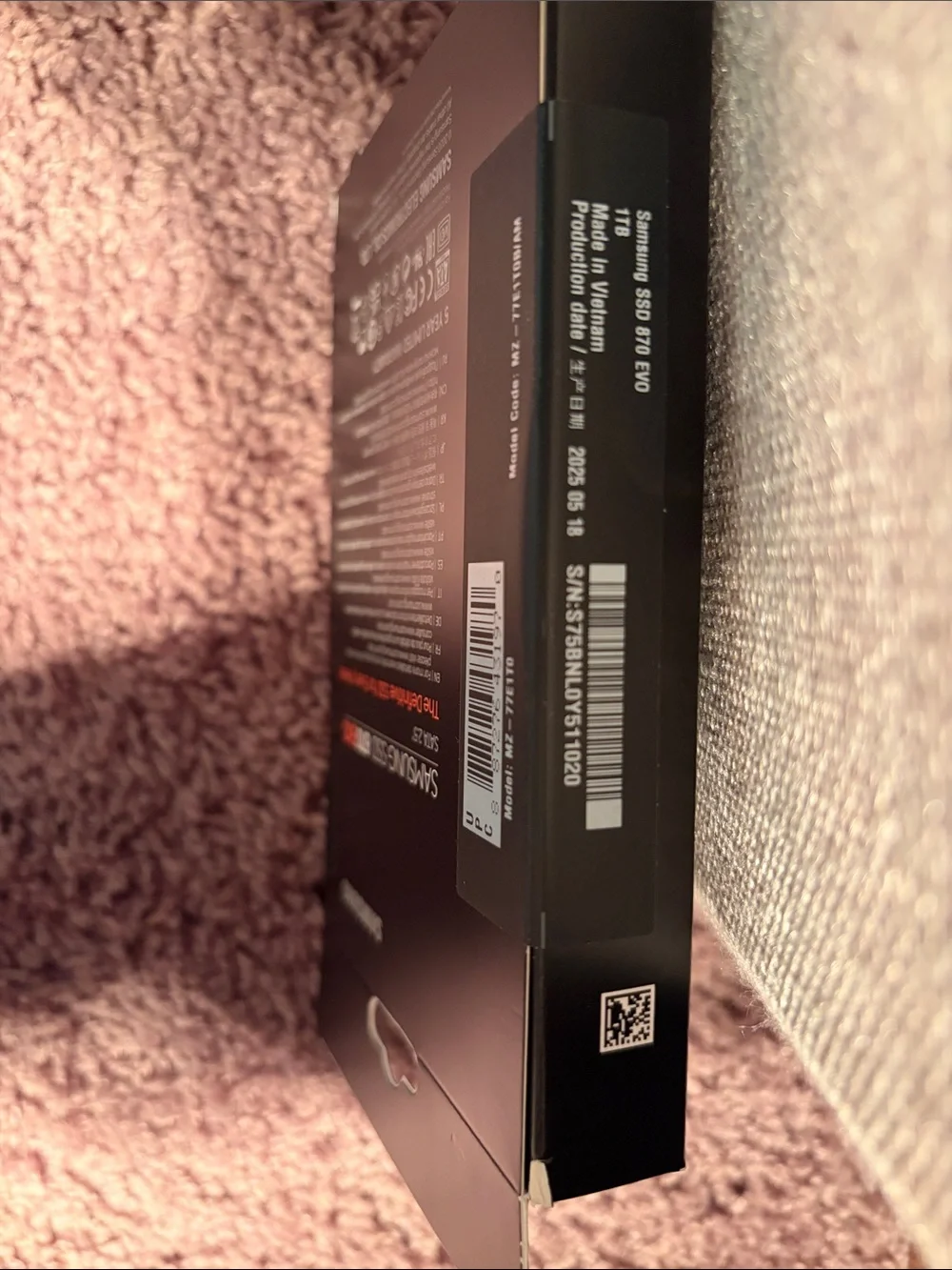 Samsung SSD 870 EVO — Black with Orange Accents